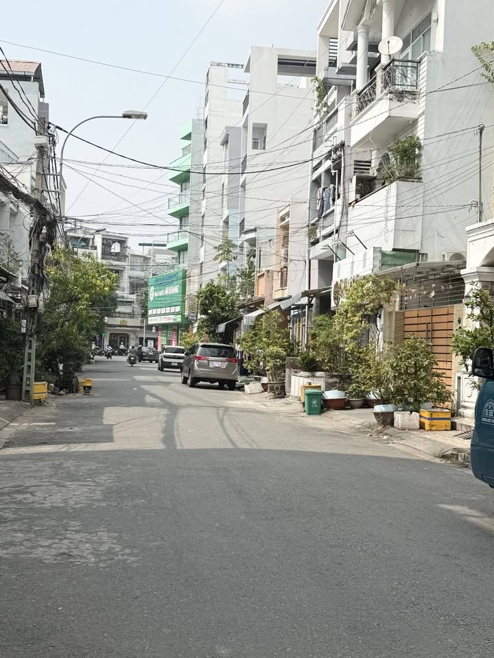 FrontHouse Âu Dương Lân, Quận 8, 60m² giá 8 tỷ - Mặt tiền hẻm thẳng kinh doanh!