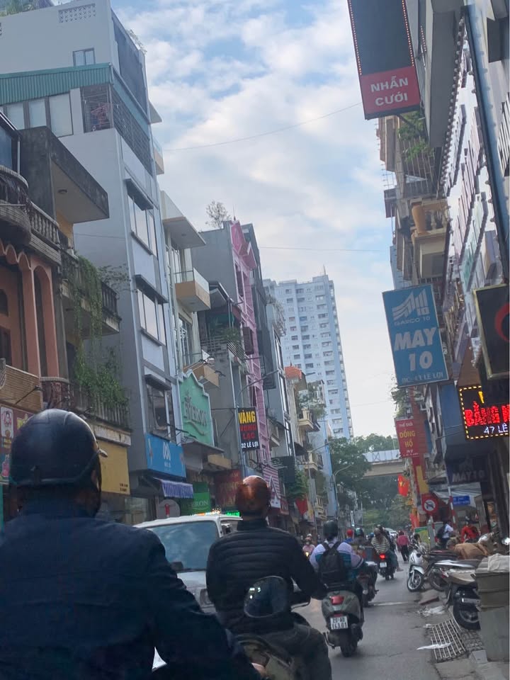 FrontHouse mặt phố Lê Lợi, Hà Đông 75m² giá 3 tỷ - Kinh doanh mọi loại hình!