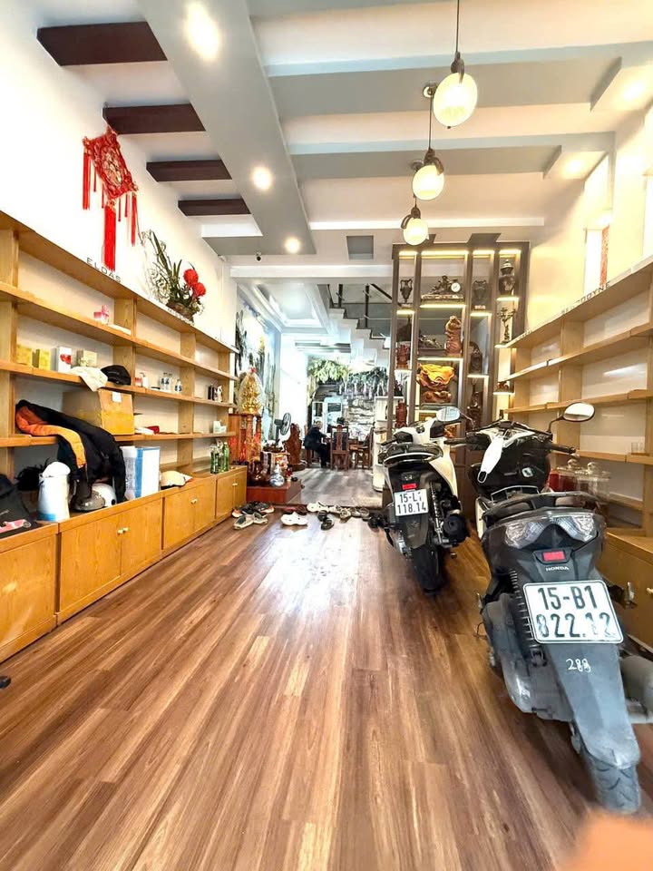 Cho thuê nhà mặt đường Thiên Lôi, quận Lê Chân, Hải Phòng - Diện tích 65m², giá 15 triệu/tháng - Kinh doanh đa dạng!