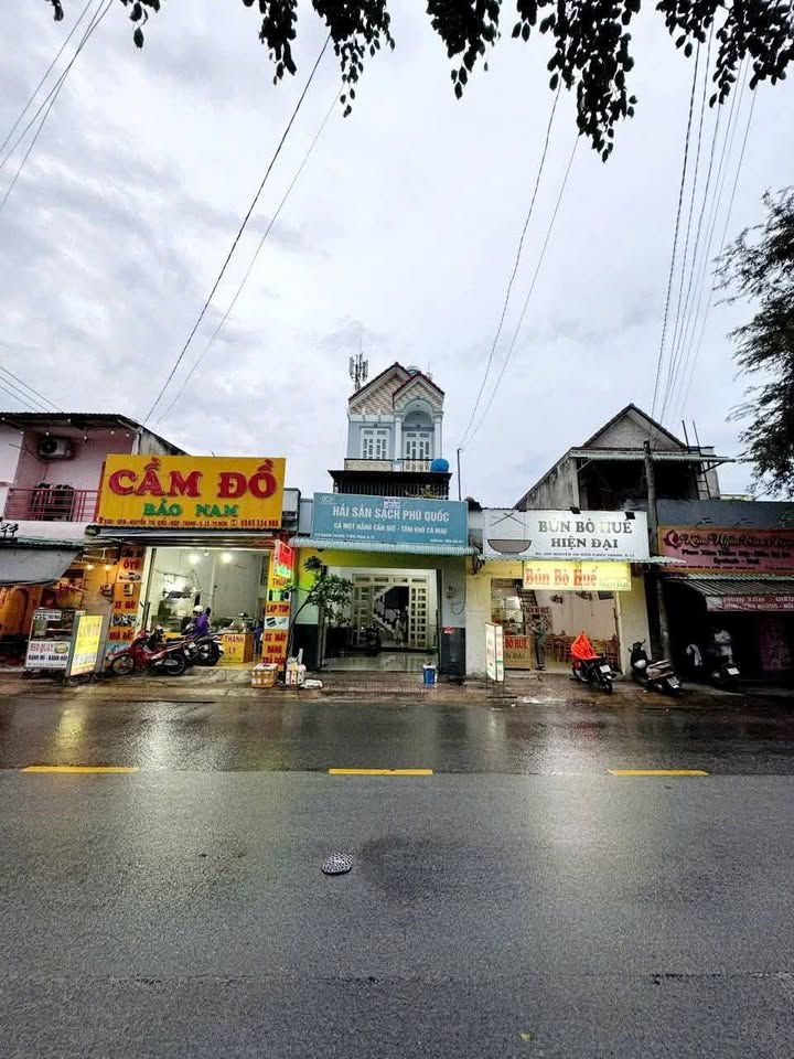 Nhà mặt tiền đường Nguyễn Thị Kiểu, quận 12 - 76m² chỉ 15 triệu/tháng - Phù hợp cho vừa ở vừa kinh doanh!