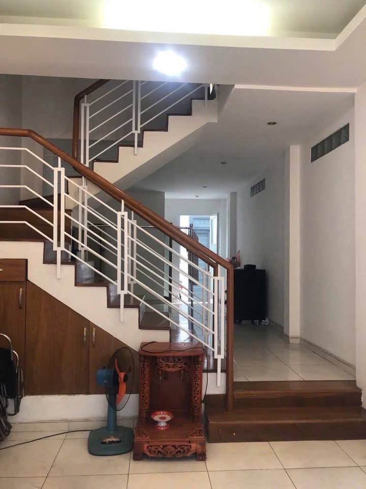 Nhà cho thuê hẻm xe hơi Phan Văn Trị, Bình Thạnh 40m² chỉ 13 triệu - Phù hợp cho gia đình hoặc văn phòng nhỏ!