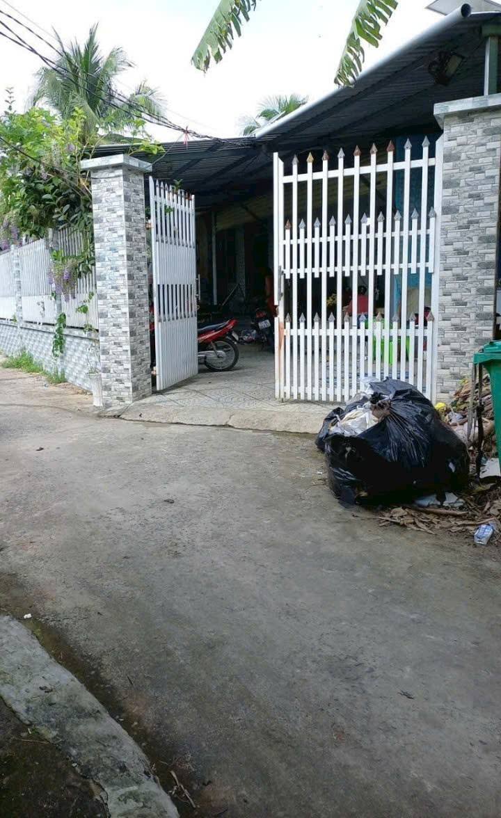 Nhà đất Phú Hưng Bến Tre 255m² giá 3 tỷ - Định cư nước ngoài cần bán gấp!