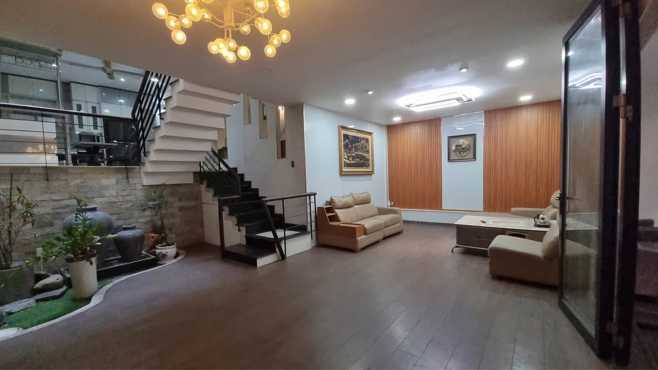 Nhà phố Gò Vấp 130m² giá 16 tỷ - Đẳng cấp sống sang trọng chính chủ!