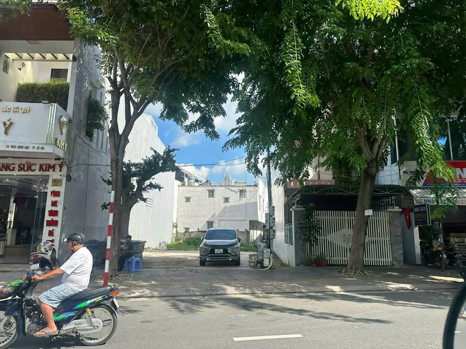 Nhà mặt tiền kinh doanh Trần Hưng Đạo, Bà Rịa - Diện tích 212.38m² - Giá 13.5 tỷ