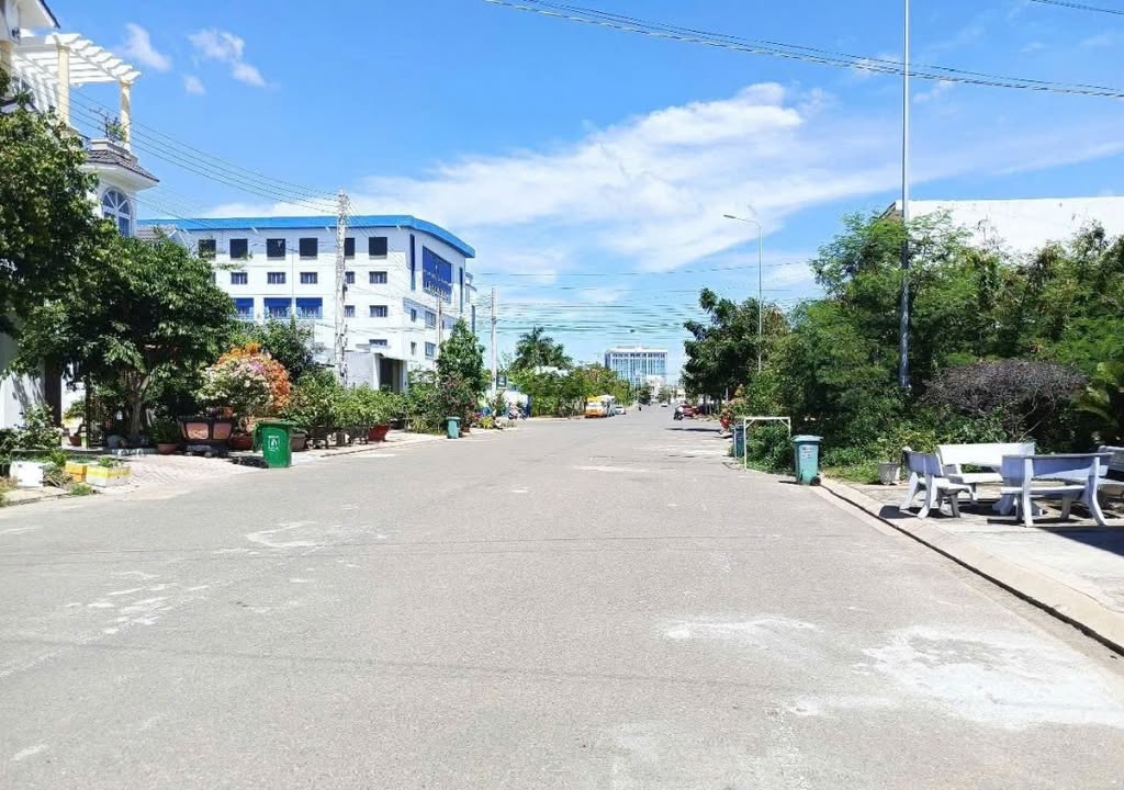 Đất thổ cư đường Nguyễn Văn Linh, Phan Thiết 97,5m² giá 3,1 tỷ - Sổ hồng chính chủ!