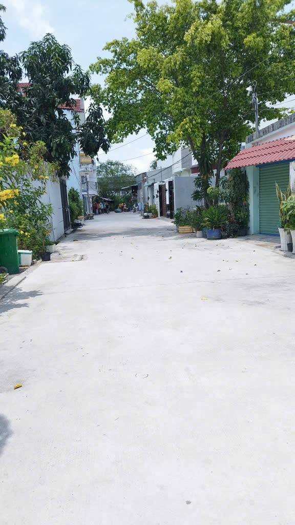 Nhà phố Nhà Bè 171m² giá 6.8 tỷ - Hoàn công đầy đủ, rộng rãi