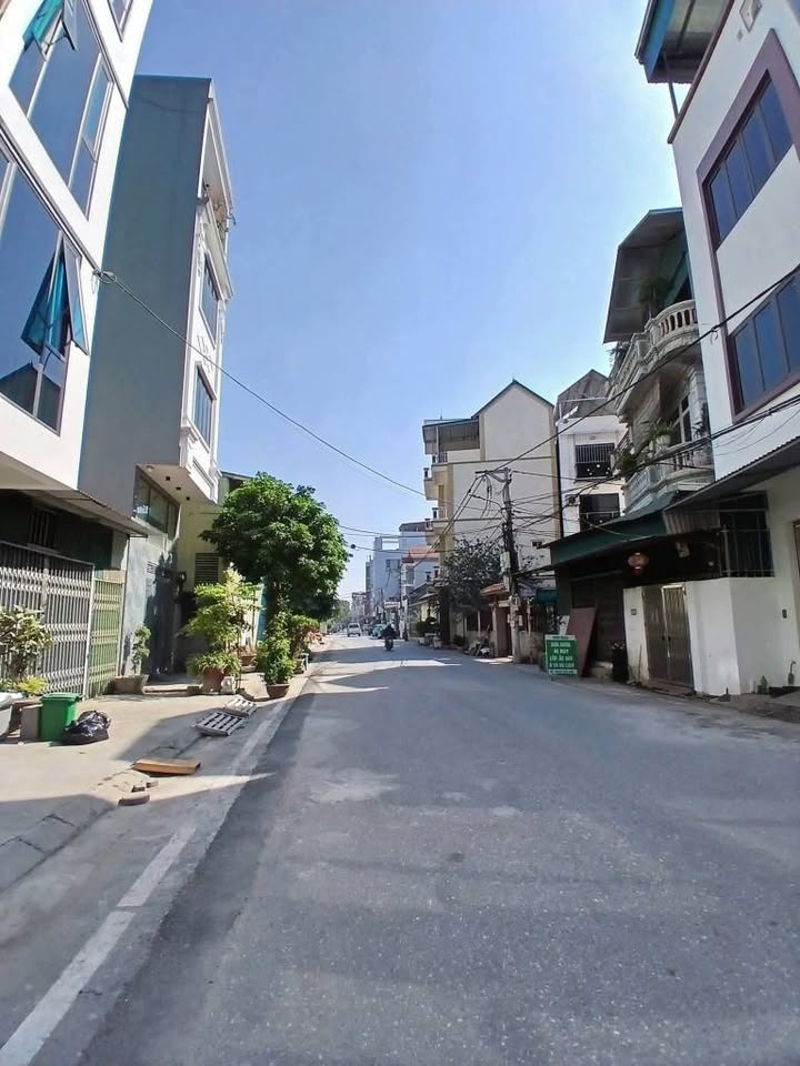 Cho thuê FrontHouse An Khánh, Hoài Đức 2 triệu - Phù hợp kinh doanh, ô tô đỗ cửa!