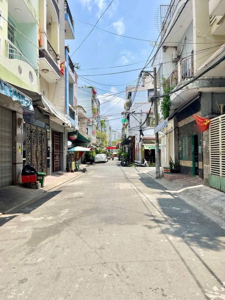 Bán nhà phố 4x10m đường Lê Thúc Hoạch, Tân Phú giá 6.1 tỷ - Khu yên tĩnh, an ninh