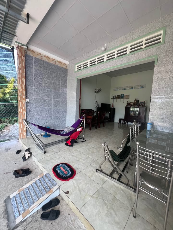 Nhà cấp 4 Hòa Thành, Lai Vung 162m² giá 870 triệu - Ô tô vào tận nhà!