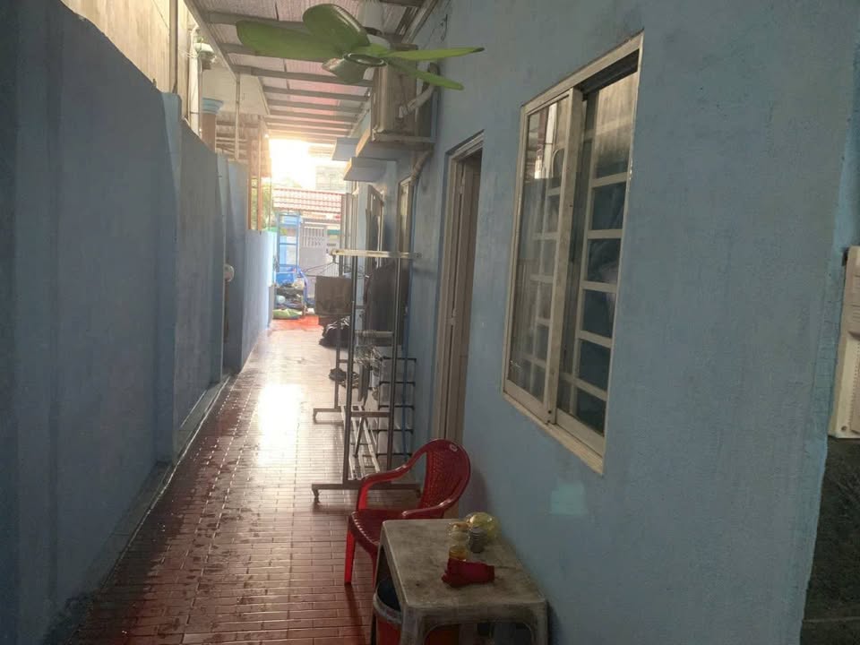 Nhà mặt tiền KDC Châu Thới Dĩ An 169m² giá 5.5 tỷ - Pháp lý rõ ràng, sẵn sàng giao dịch!