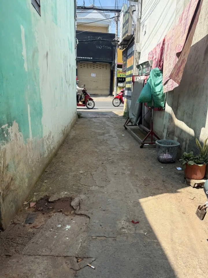 Nhà riêng Bà Điểm Hóc Môn 43m² giá 2.95 tỷ - Tiềm năng tăng giá cao!