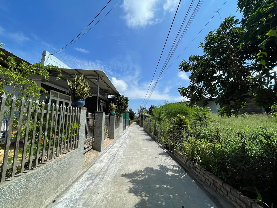 Đất góc 2 mặt tiền đường Võ Dõng, Thống Nhất, 161m² giá 1.1 tỷ - Cơ hội đầu tư tốt!