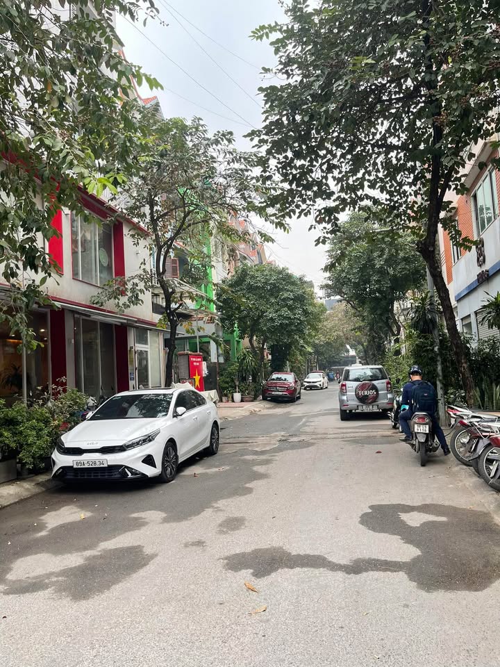 Nhà riêng Đống Đa 45m² giá 11 tỷ - Sẵn sàng vào ở ngay!