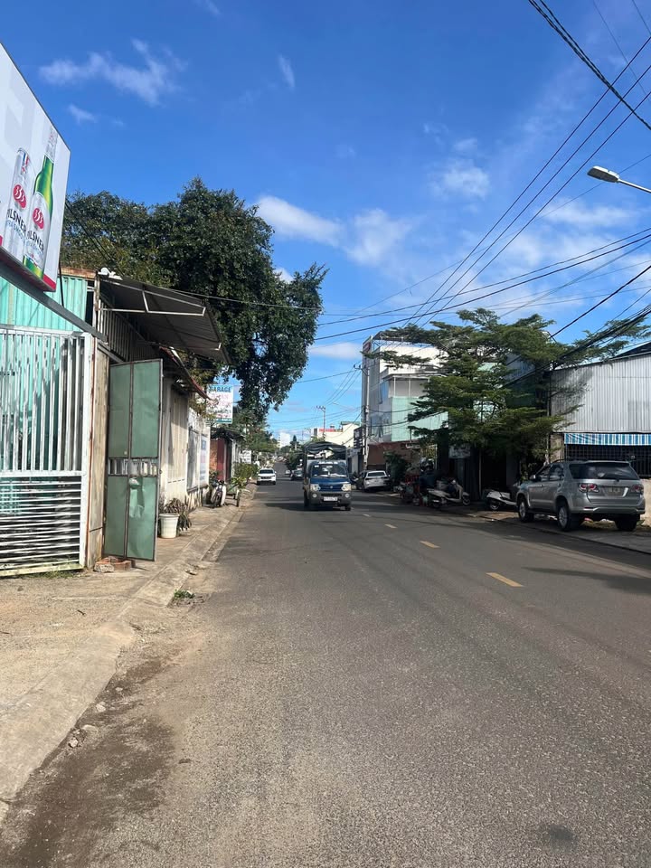 Lô đất mặt tiền đường Sư Vạn Hạnh, Pleiku 150m² giá 4.5 tỷ - Đầu tư sinh lời ngay!