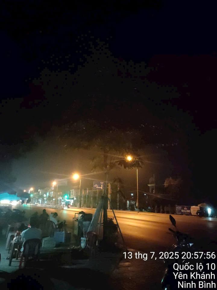 Nhà mặt đường Quốc lộ 10, phường Đông Hoa Lư, 70m², giá 5 tỷ - Kinh doanh đỉnh cao!