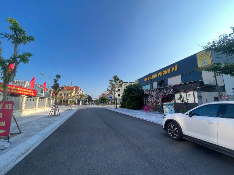 Đất nền Hồng Hải Hạ Long 100m² giá chỉ 16 tỷ - Vị trí trung tâm sầm uất!