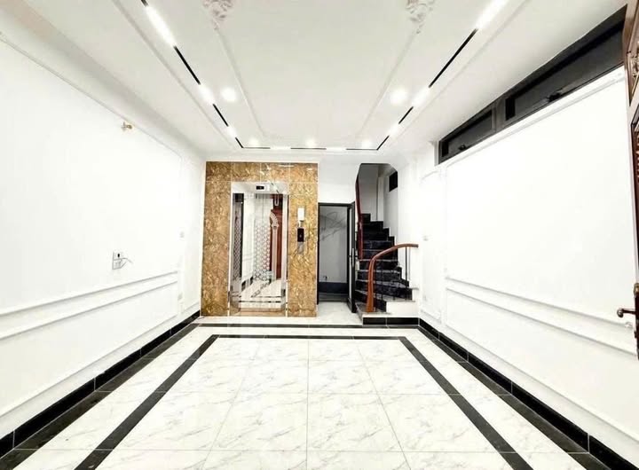 Nhà 6 tầng lô góc Xuân Phương 33m² giá thỏa thuận - Ô tô đỗ cửa