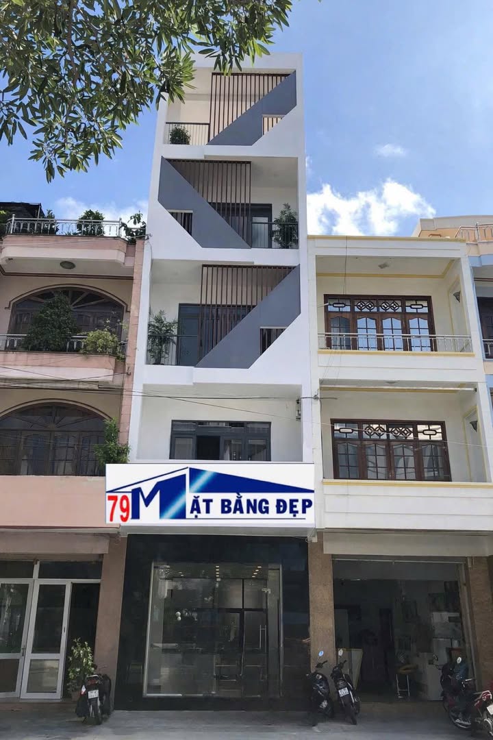 Nhà nguyên căn 5 tầng Hoàng Hoa Thám Nha Trang 65m² giá 38 triệu - Thiết kế hiện đại, gần biển!