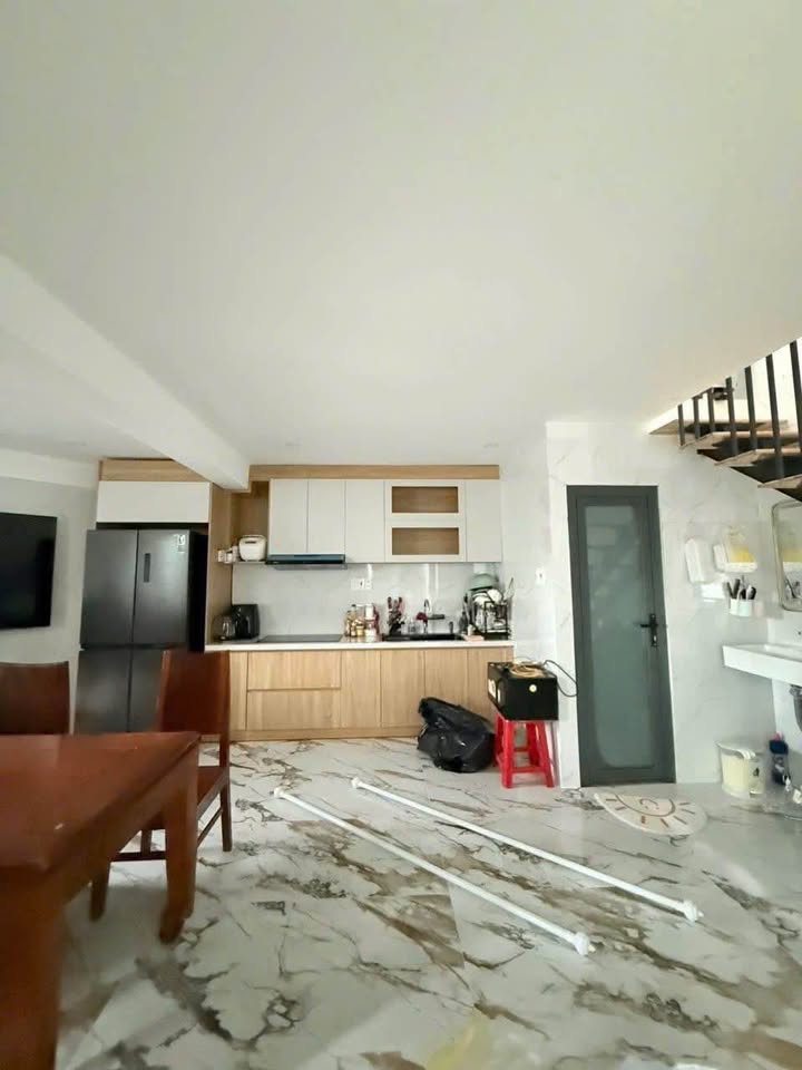 Nhà phố Nguyễn Kinh Chi Buôn Ma Thuột 120m² - Khu vực yên tĩnh, giá thương lượng!