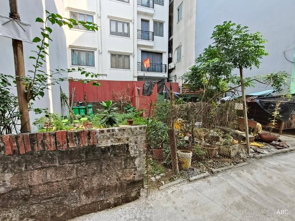 Đất lô góc 44m² tại Quang Tiến, Đại Mỗ giá 7.7 tỷ - Thương lượng tốt!