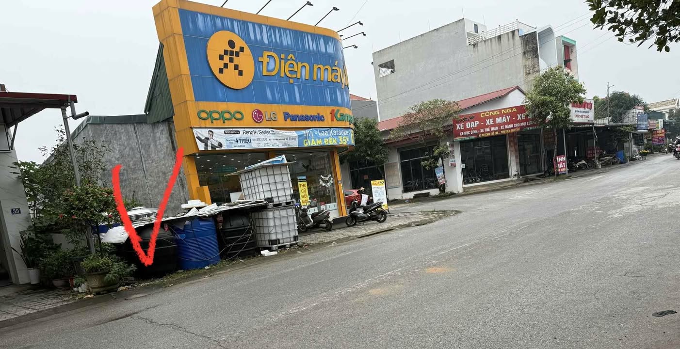 Ô đất kinh doanh Tứ Xã, Lâm Thao, 100m² - Đắc địa cho đầu tư!