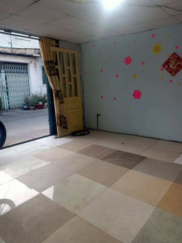 Nhà cho thuê 634/40 Tỉnh Lộ 10, Bình Trị Đông, 32m² - Giá chỉ 6 triệu/tháng!