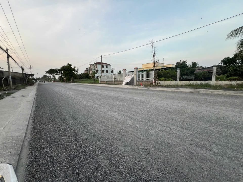 Đất nền mặt tiền TL862 Tân Thành 210m² giá chỉ 1.05 tỷ - Cách biển 1km!