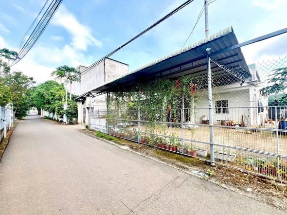 Đất thổ cư 2070m² Hòa Long Bà Rịa - Giá 9.9 tỷ - Sẵn sàng cho nhà vườn nghỉ dưỡng!