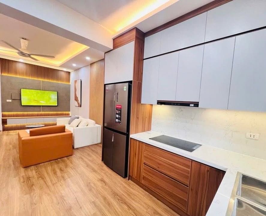 Chung cư Phạm Ngọc Thạch Đống Đa 72m² giá 7.7 tỷ - Nội thất đầy đủ, vào ở ngay!