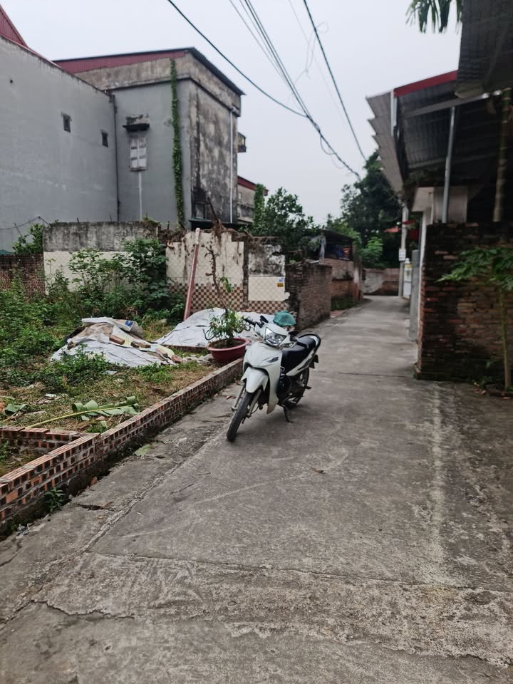 Đất nền Ngã 4 Đông Côi, Thuận Thành 60.5m² giá 2.26 tỷ - Khu dân cư sầm uất!