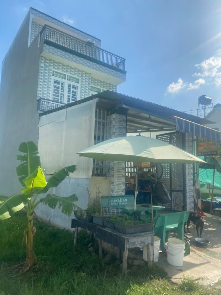 Nhà 2 tầng tại Mỹ Hạnh Nam, Đức Hòa, 125m² - Sẵn sàng giao dịch!