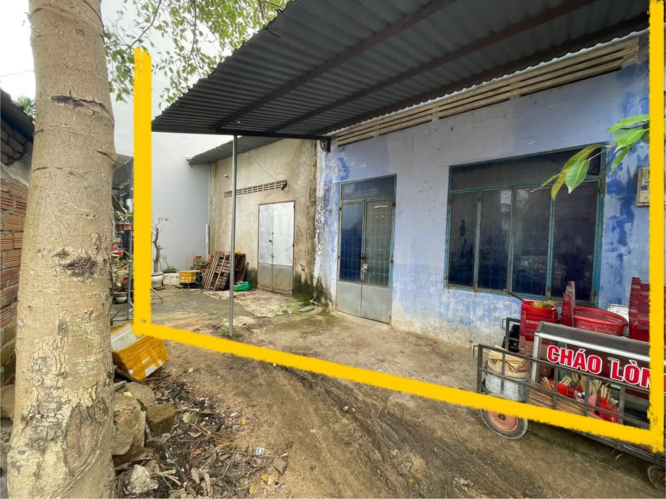 Nhà liền kề Lương Văn Chánh, Tuy Hòa 100m² giá 5 tỷ - Cơ hội đầu tư tuyệt vời!