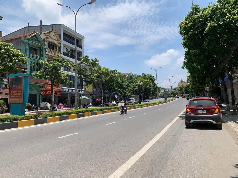 Bán đất mặt tiền Hùng Vương, 71m² giá 6 tỷ - Kinh doanh thuận lợi!