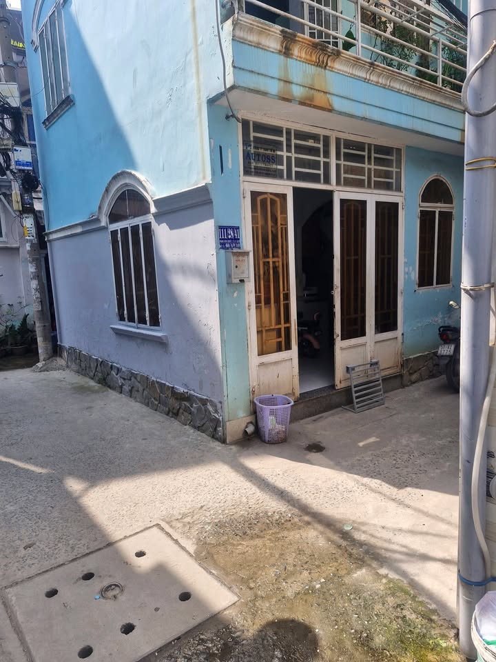 Nhà hẻm 111 Phạm Văn Chiêu 15m² giá 2.25 tỷ - Sổ hồng chính chủ, thương lượng nhẹ!