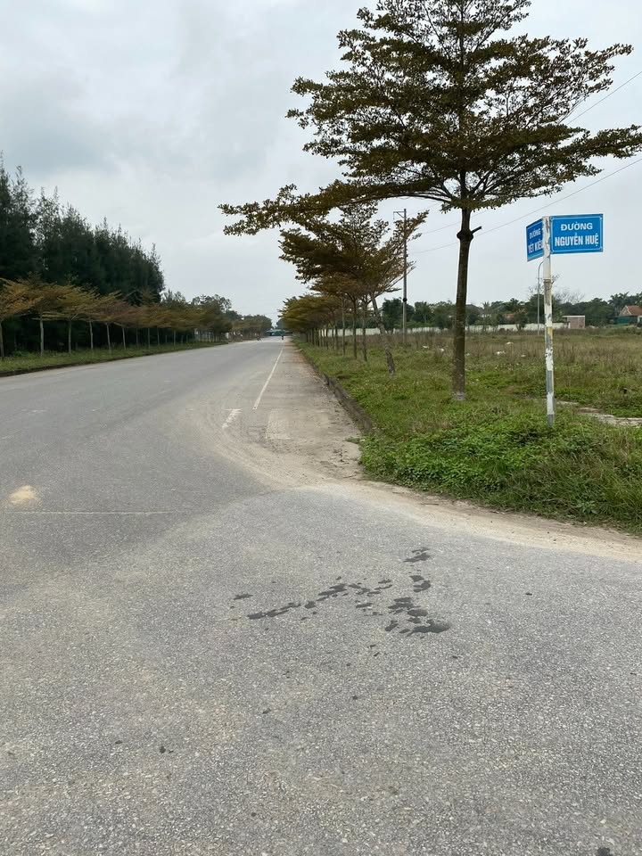 Đất Mặt Tiền Đường Nguyễn Huệ, Cửa Lò, 160m² chỉ 4.5 tỷ - Đầu tư sinh lời ngay!