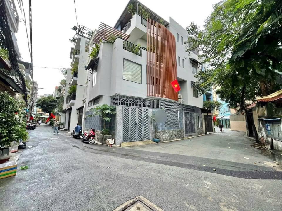 Nhà 4 Tầng Tân Bình 56m² - Ô Tô Vào Nhà - Giá Thỏa Thuận