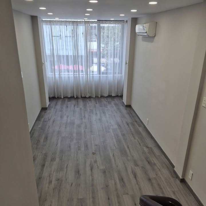 Nhà mặt tiền Hồ Văn Huê, Phú Nhuận 75m² - Cho thuê giá 20 triệu/tháng, Sẵn sàng kinh doanh!