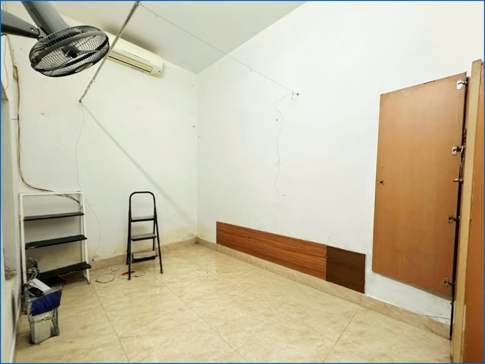 Nhà 2 tầng Ngọc Trao 60m² giá 3 tỷ - Vị trí cực đẹp, ô tô tránh nhau thoải mái!