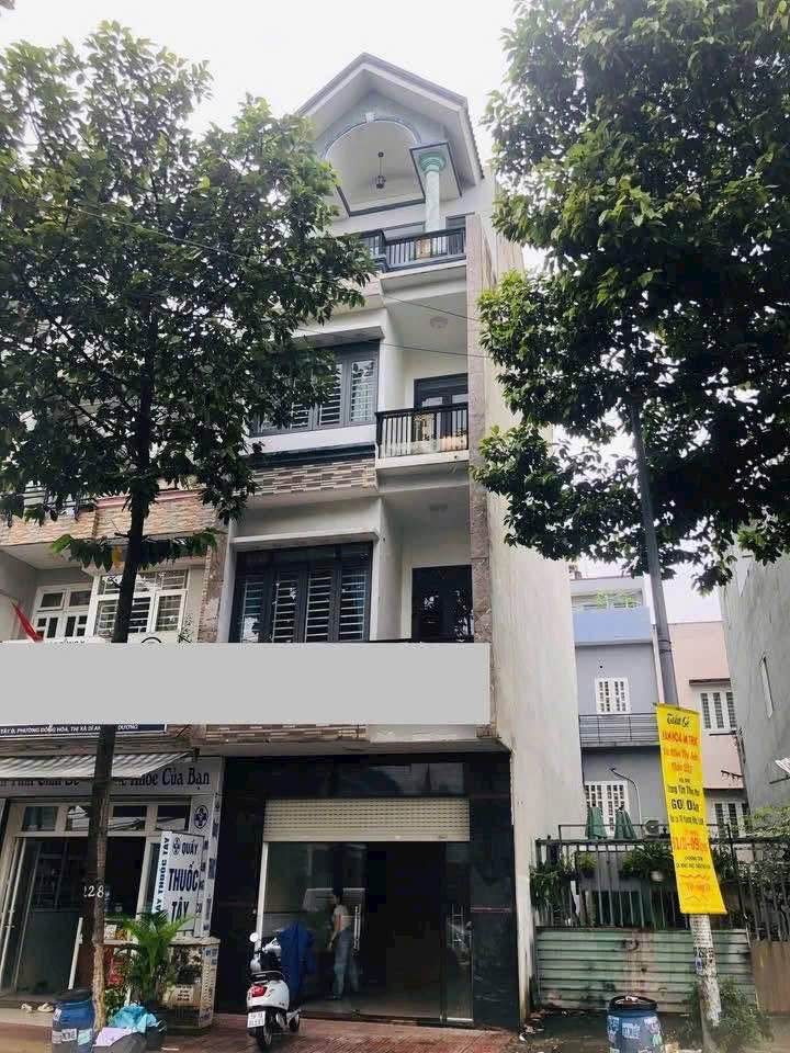 Nhà mặt tiền Võ Thị Sáu, Dĩ An 75m² giá 10 tỷ - Thiết kế 1 trệt 3 lầu phong cách hiện đại!