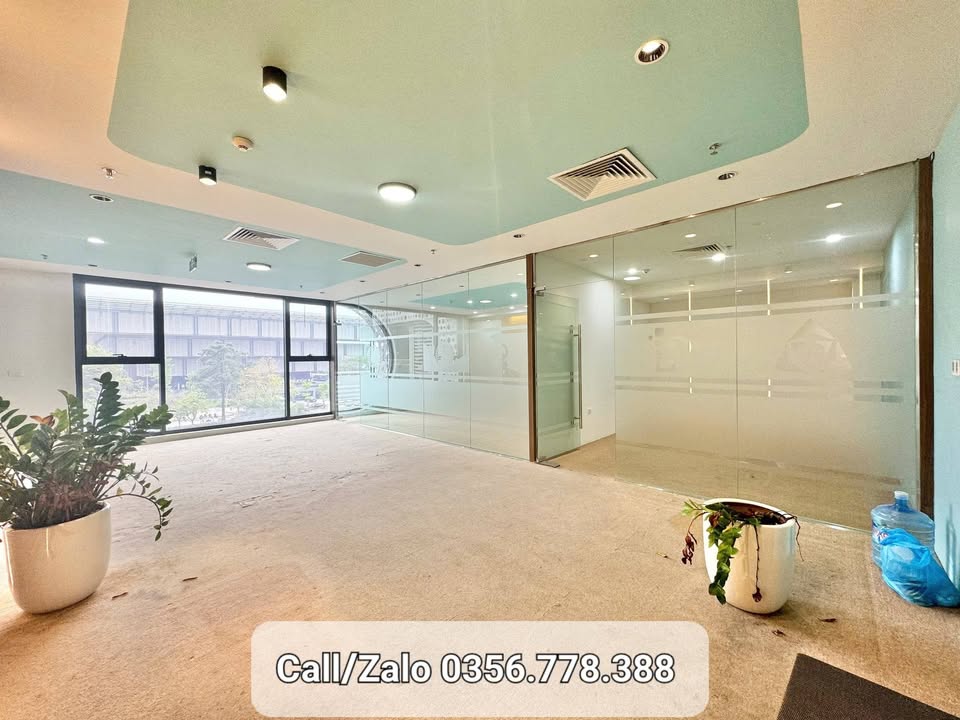 Cho thuê văn phòng Tòa Roman Plaza Tố Hữu 120m² giá 28 triệu - Văn phòng hiện đại, chuyên nghiệp!