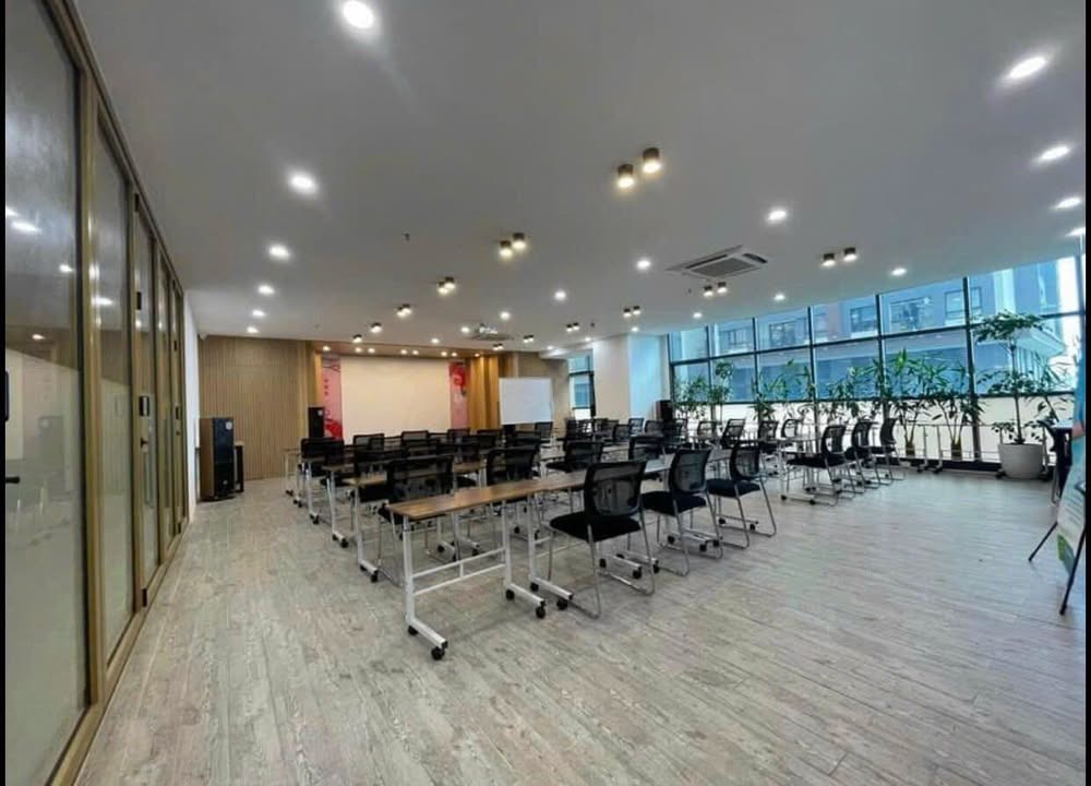 Văn phòng cho thuê tại Văn Quán, Hà Đông, diện tích linh hoạt từ 100m² - Thỏa thuận giá hấp dẫn!