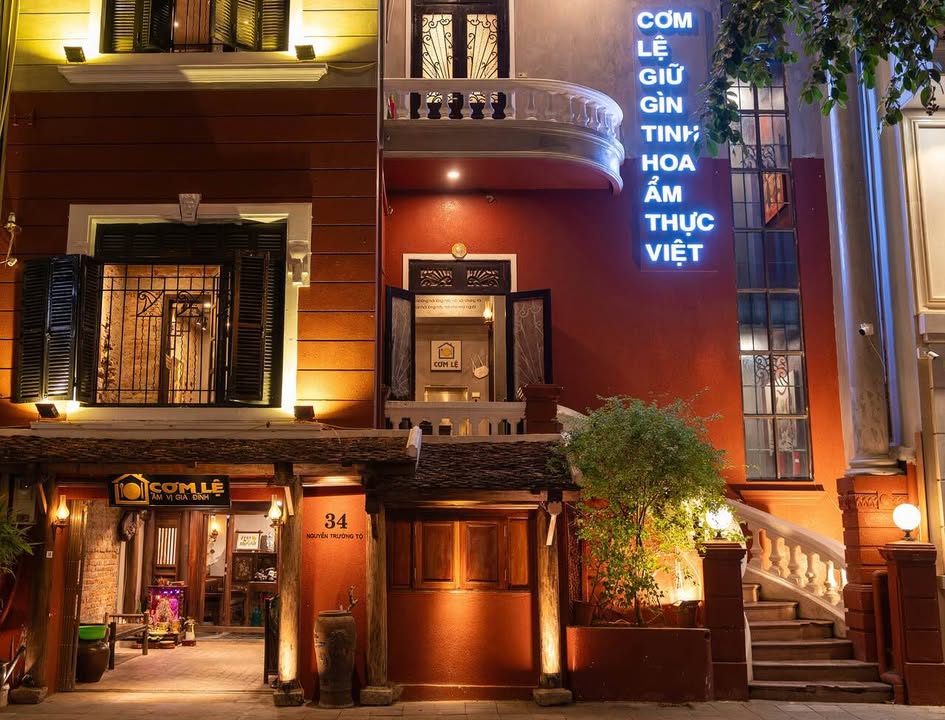 Cho thuê nhà mặt phố Nguyễn Trường Tộ, Ba Đình 150m² giá 100 triệu - Vị trí đẹp, sẵn sàng kinh doanh!