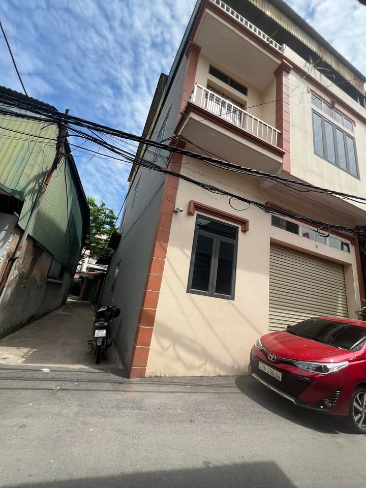 Nhà 3 tầng tại Phường Phù Khê, Từ Sơn 105m² giá 5 tỷ - Sẵn sàng ở ngay!