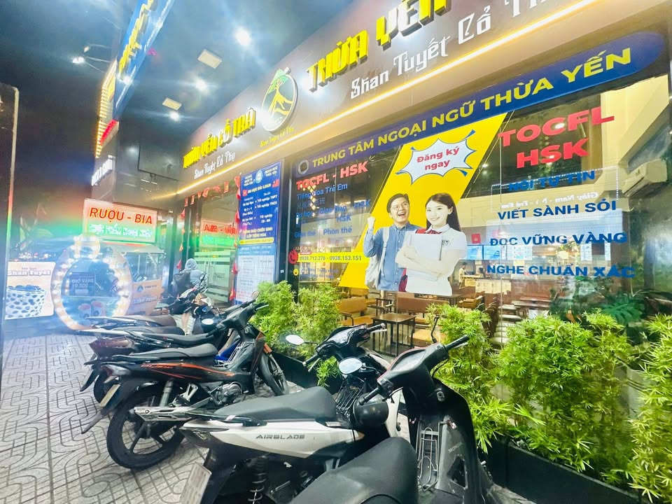 Cho thuê mặt bằng kinh doanh mặt tiền Hòa Bình, Tân Phú - 130m² chỉ 30 triệu/tháng!