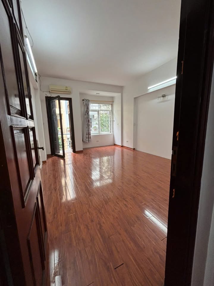 Nhà cho thuê tại Văn Quán 90m² chỉ 20 triệu - Nội thất đẹp, vào ở ngay!