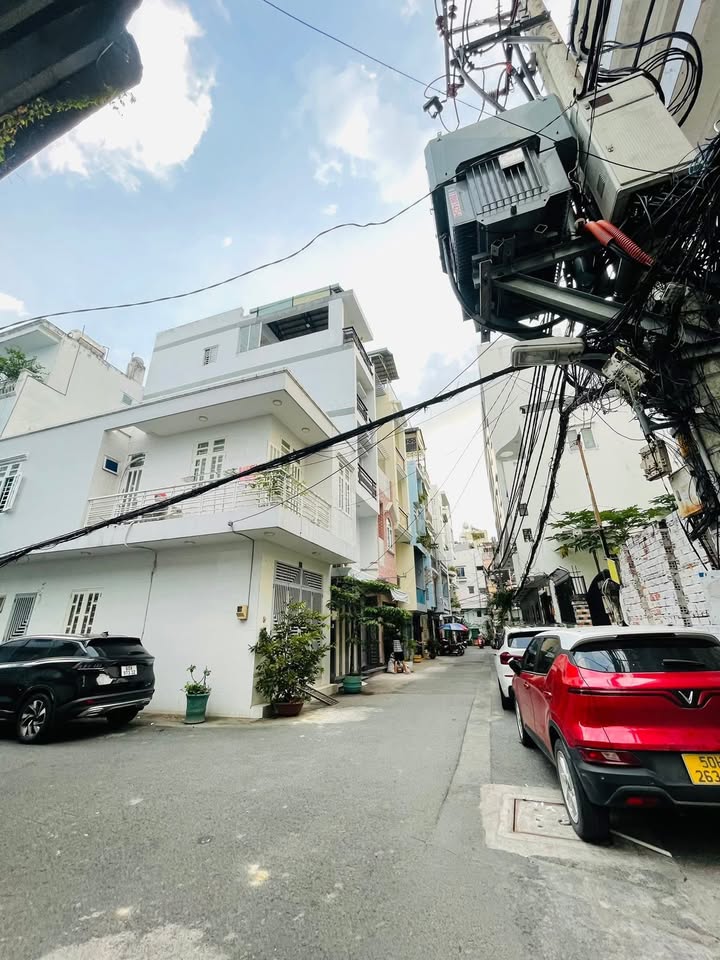 Nhà mặt tiền đường Số, Quận 4, 21m² giá 5 tỷ - Kinh doanh sầm uất!