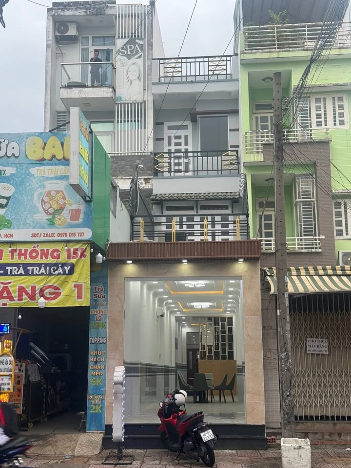 Mặt bằng cho thuê 90 Nguyễn Ảnh Thủ, Hiệp Thành, Q12 - Chính chủ, giá chỉ 20 triệu!