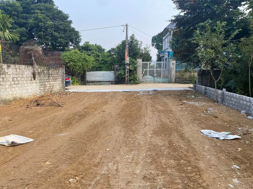 Đất thổ cư Vân Hòa, Ba Vì 400m² giá thỏa thuận - Cơ hội đầu tư hấp dẫn!