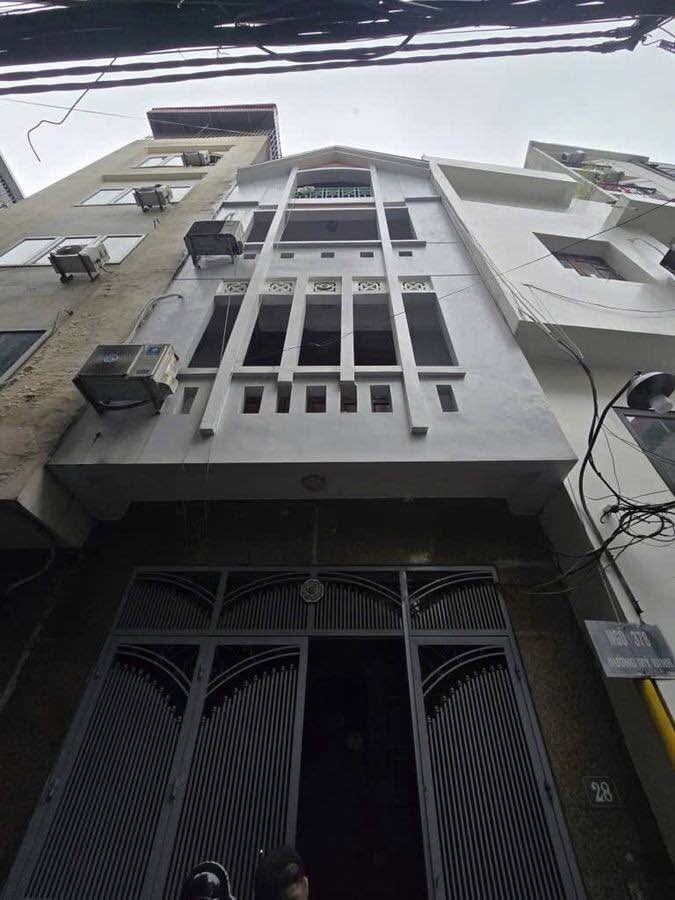 Nhà phố Mỹ Đình 51m² giá 13.5 tỷ - Kinh doanh thuận lợi, ô tô vào nhà!