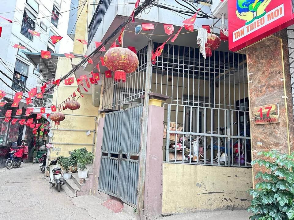 Nhà tập thể lô góc Đào Tấn 50m² giá 5.2 tỷ - Kinh doanh ngay tại vị trí sầm uất!